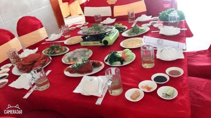 ホテルKhach San Long Ty Cà Mau エクステリア 写真